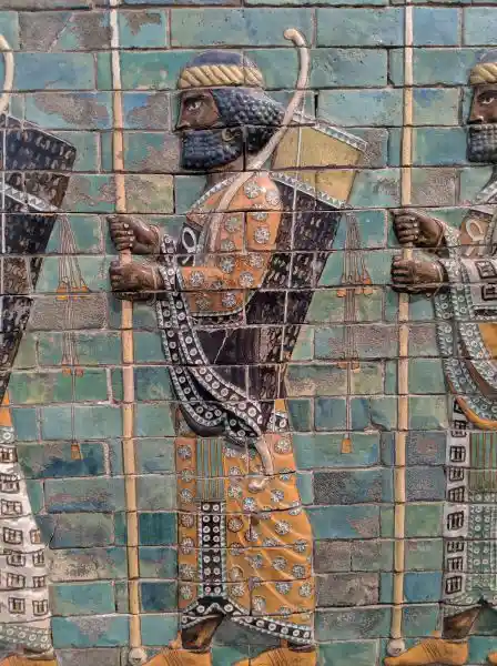 Relief at Darius palace, royal bodyguard in the middle of the three, located at the Pergamon museum